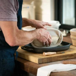 New Challenger Cast Iron Bread Pan Baking Supplies & Equipment