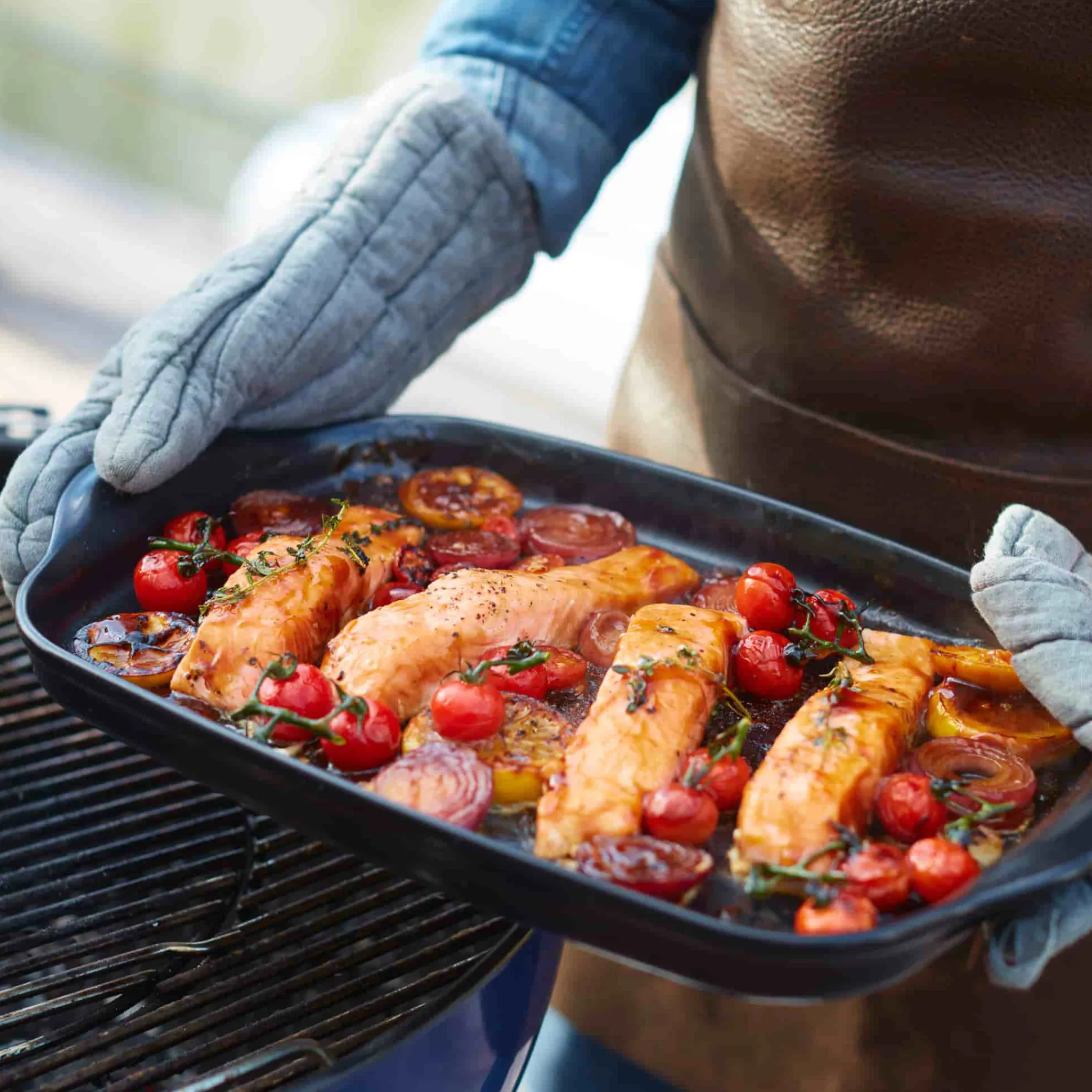 Clearance Limited Edition Black BBQ Grill Dish, 42.5x27.5cm Bbq & Smoking