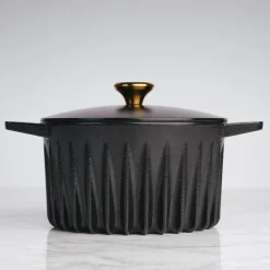 Clearance Black Cast Iron Dutch Oven, 26cm French Ingredients|Pots & Pans