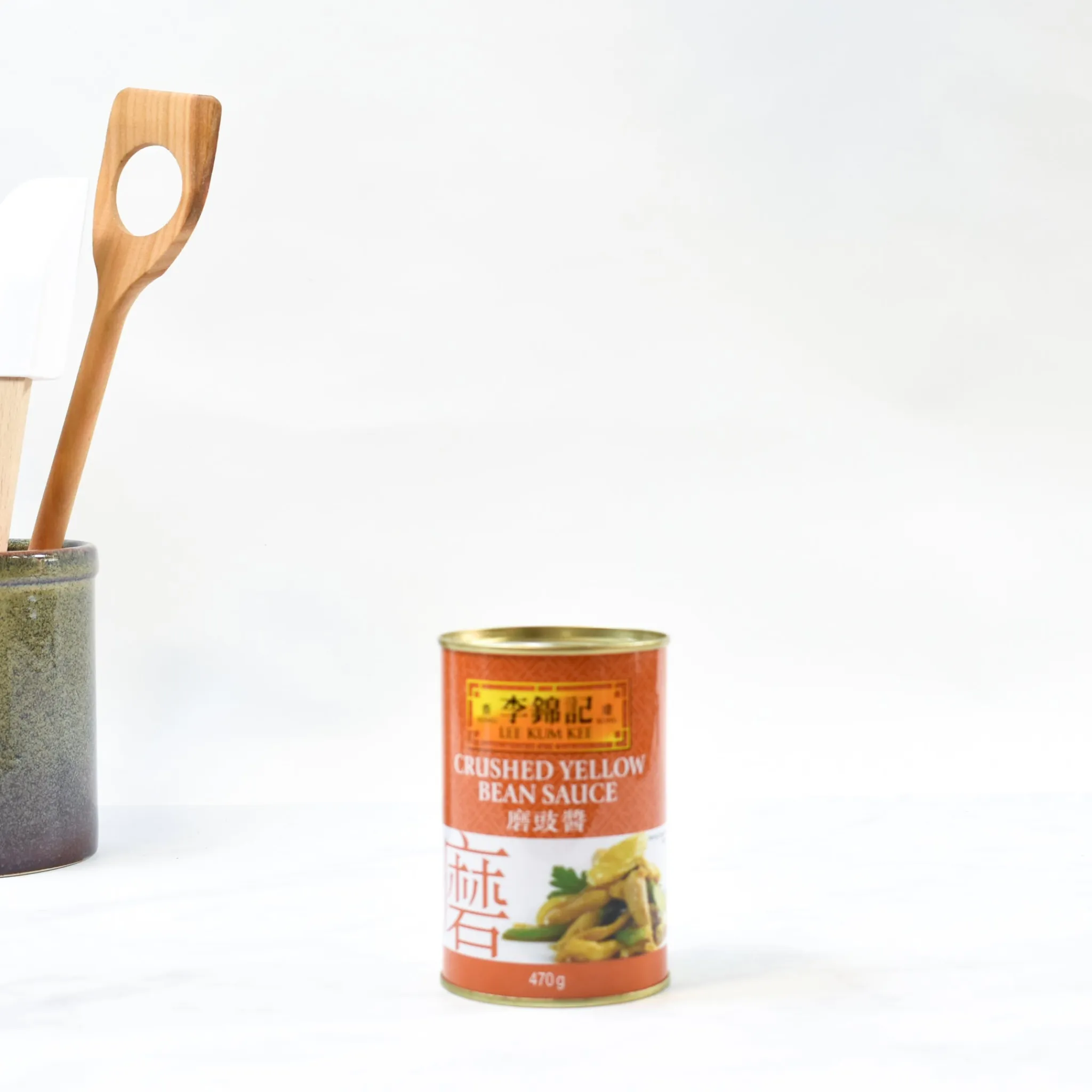 Clearance Lee Kum Kee Crushed Yellow Bean Sauce, 470ml Southeast Asian Ingredients|Sauces & Condiments