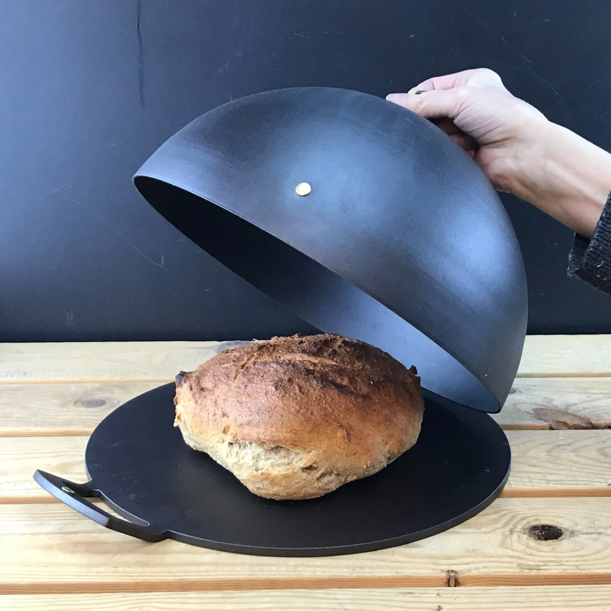 Discount Spun Iron Baking Cloche with Baking Plate Made In The Uk|Baking Supplies & Equipment