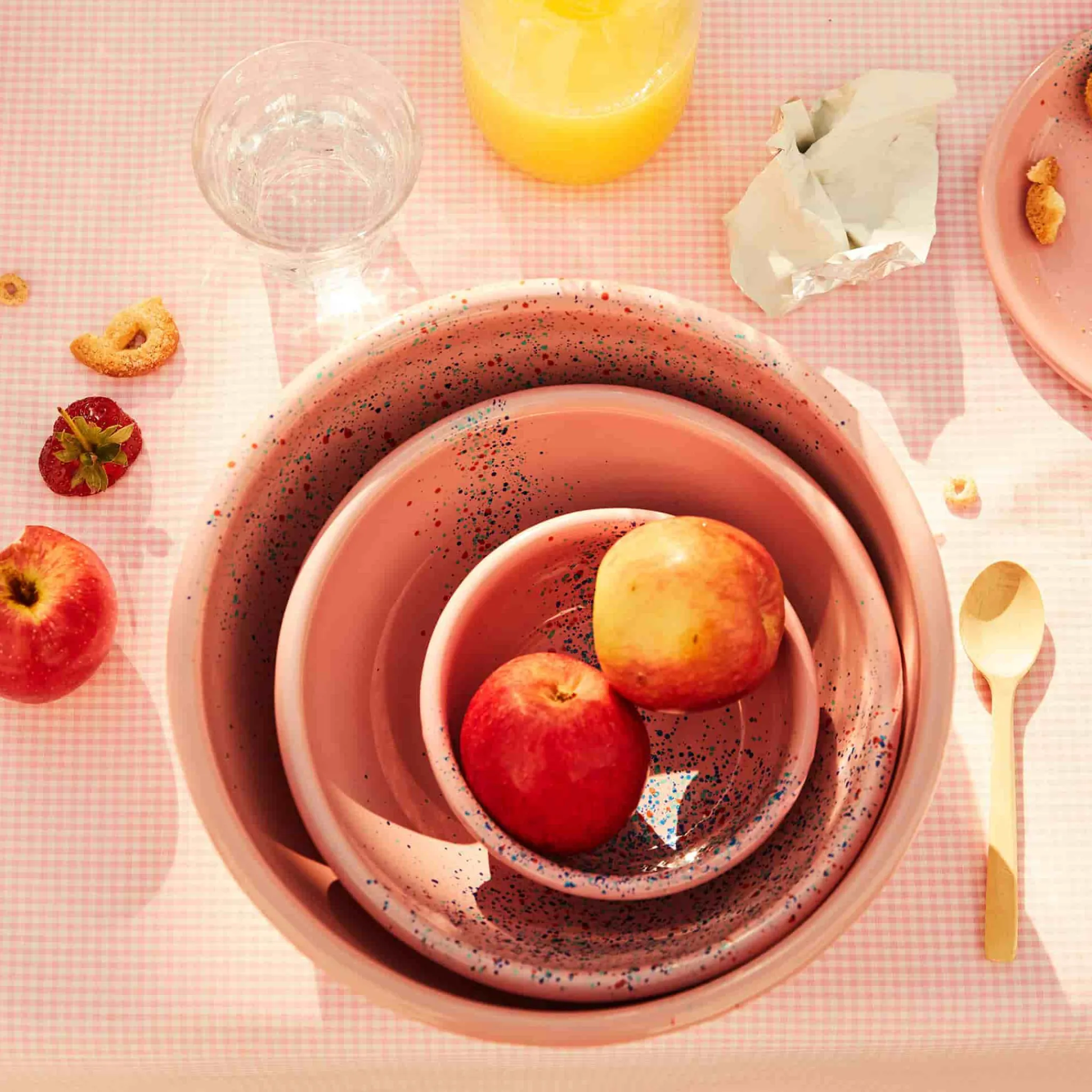 Best Splatter Fest Enamel Bowl, Pink Middle Eastern Ingredients|Picnicware