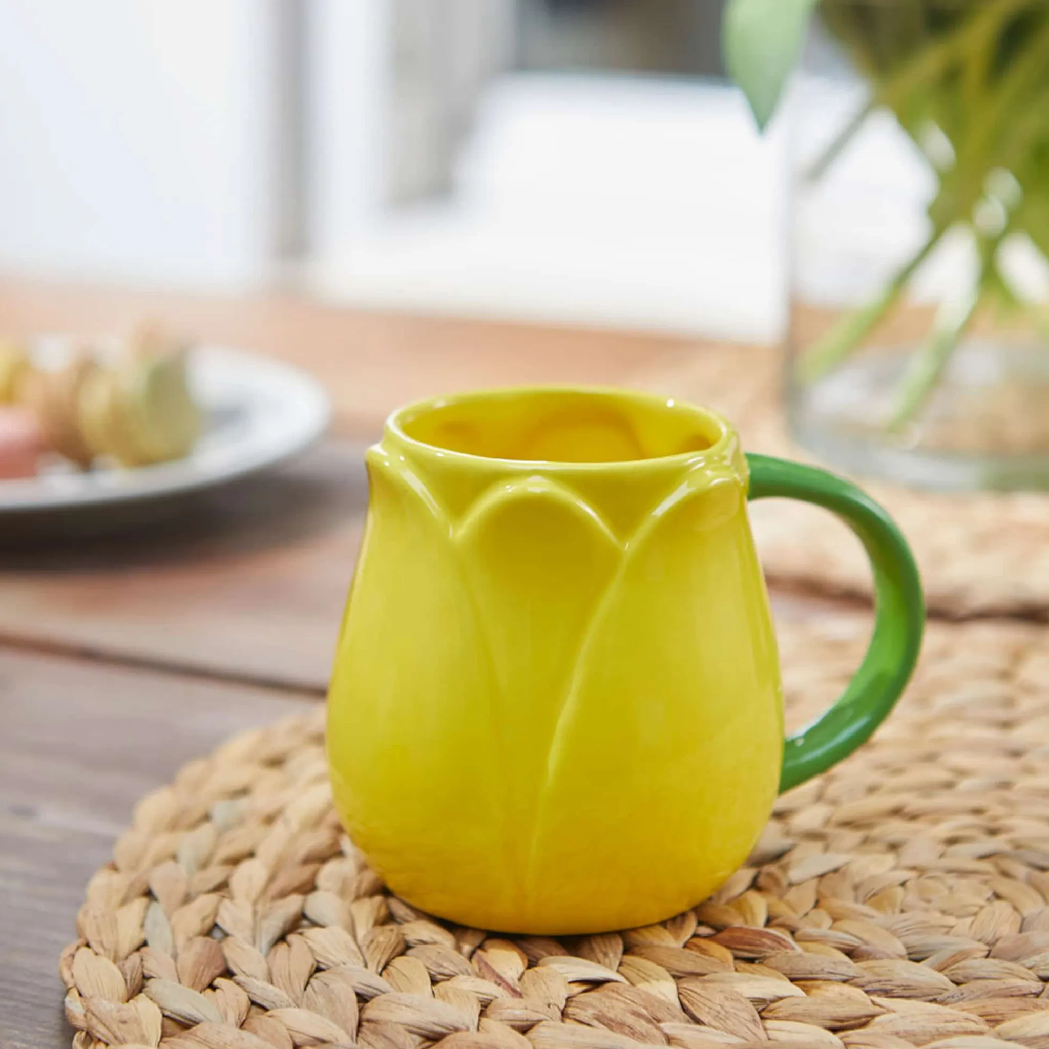 Clearance Yellow Tulip Coffee Cup, 400ml Tableware Brands