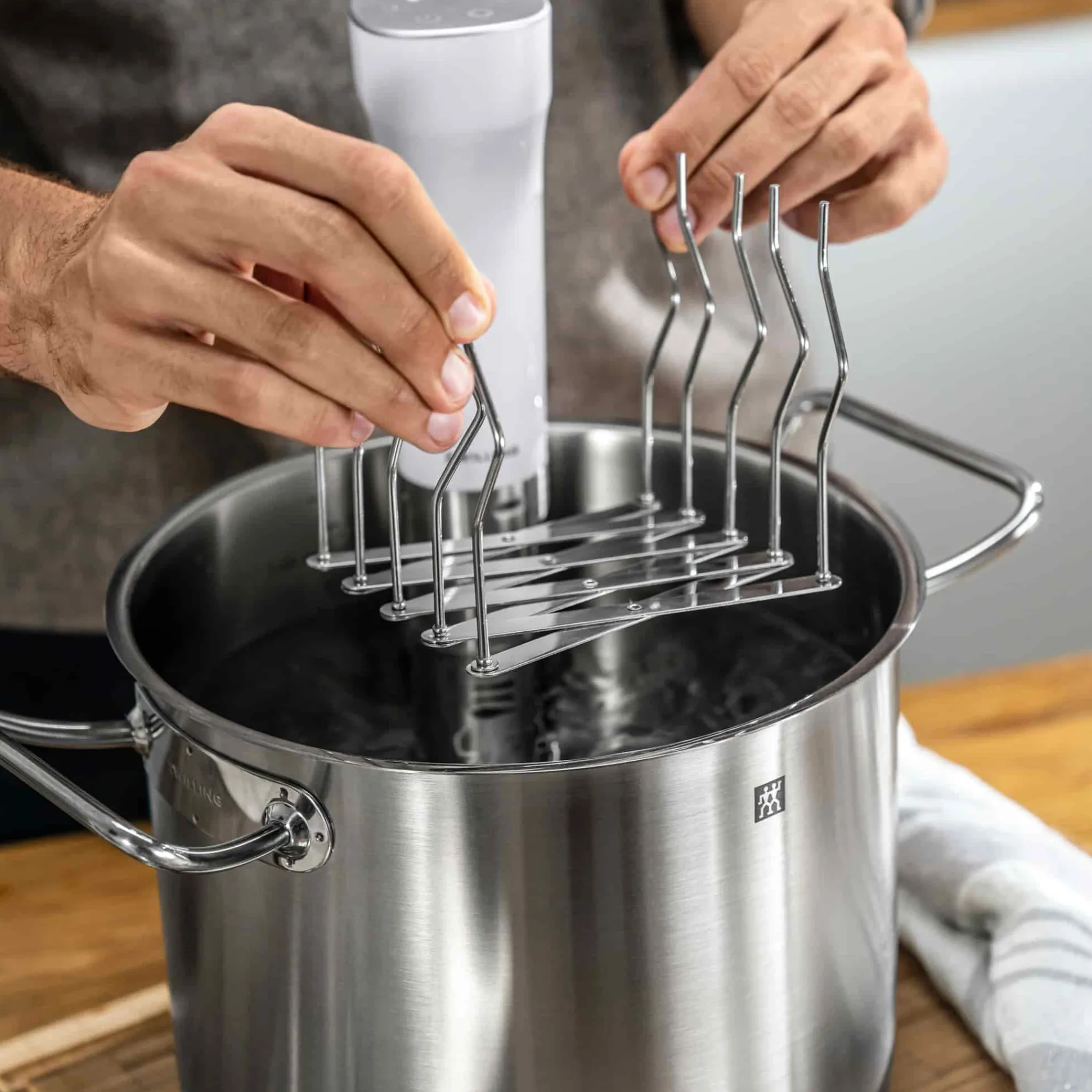 New Enfinigy Stainless Steel Sous Vide Rack Kitchen Electricals